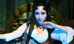 小林真梨香